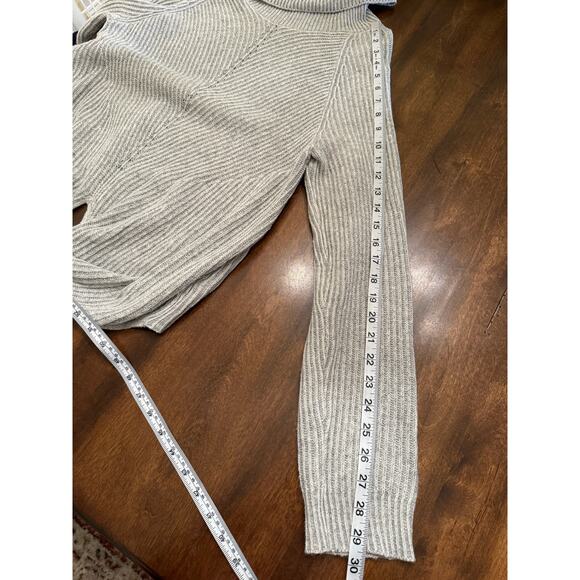 Moth Anthropologie Women's Gray Cowl Neck Knit Tie Front Sweater Size Medium - Picture 10 of 10